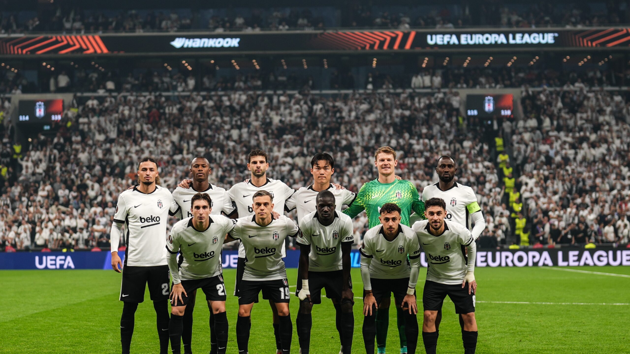 Beşiktaş evinde ilk kez takıldı
