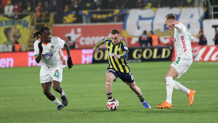 Fenerbahçe, Alanyaspor'u konuk edecek
